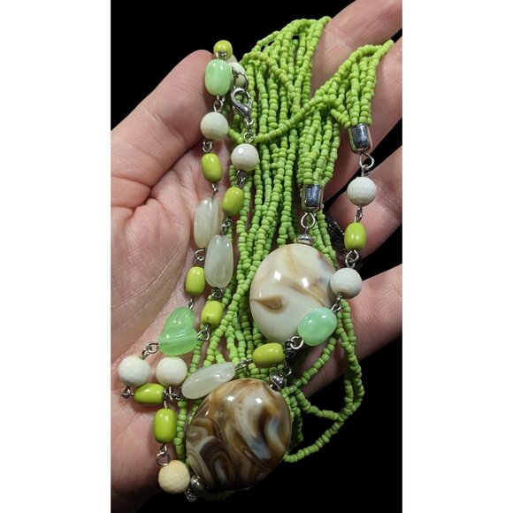 Vintage Fairycore Green Glass And Acrylic Beaded Necklace - Picture 4 of 7